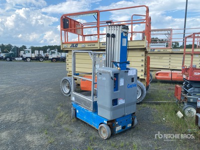 2018 Genie GR20 Vertical Mast Lift