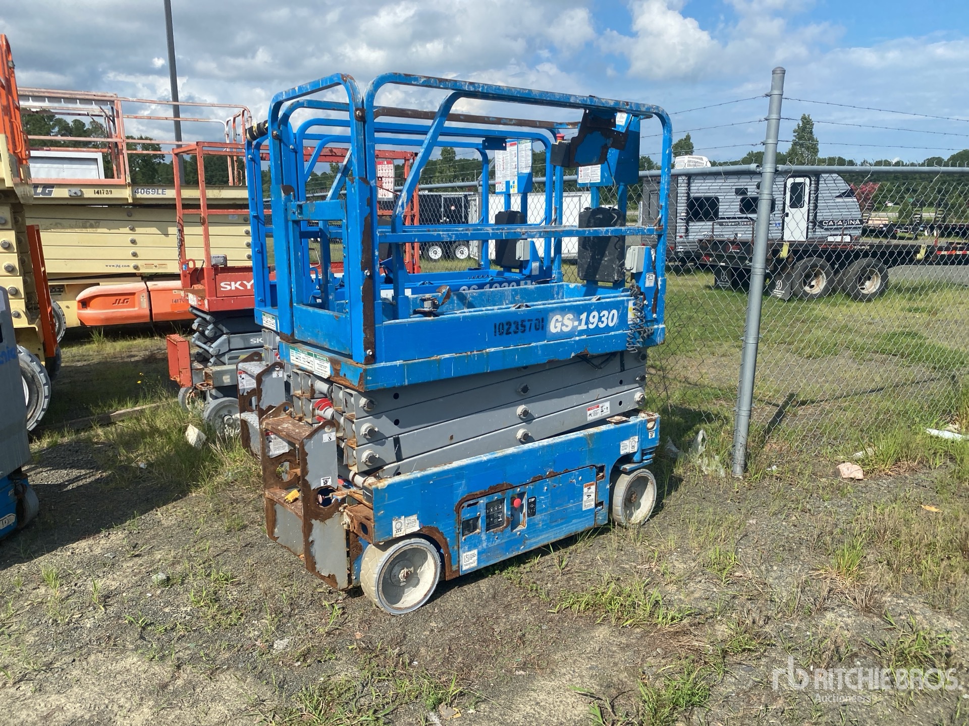 2018 Genie GS-1930 Electric Scissor Lift
