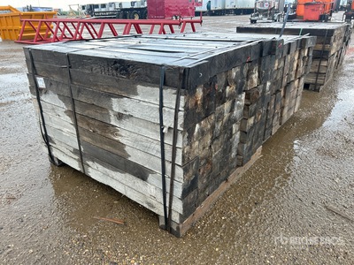 Quantity of 6 in x 4 in x 5 ft Pipeline Skid Wood Dunnage Divers - Industriel
