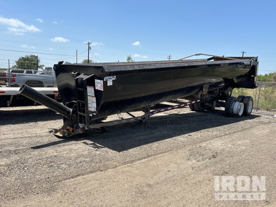 2025 Clement 32 ft T/A Remorque à benne basculante arrière (Inoperable)