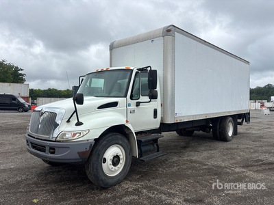 2007 International 4300 4x2 Furgonetka