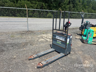 2022 Toyota 8HBW23 4800 lb Electric Pallet Jack
