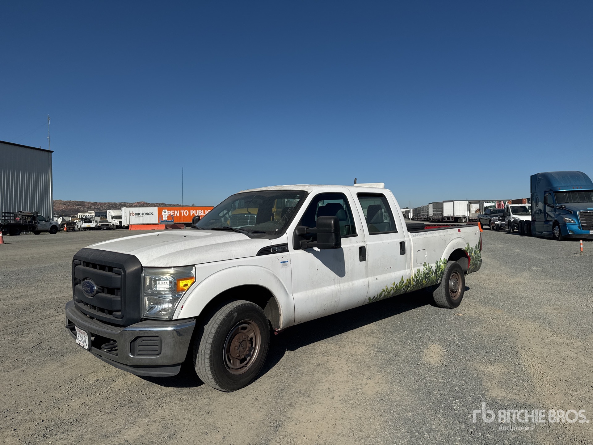 2016 Ford F-250 XL 4x2 Crew Cab Pickup