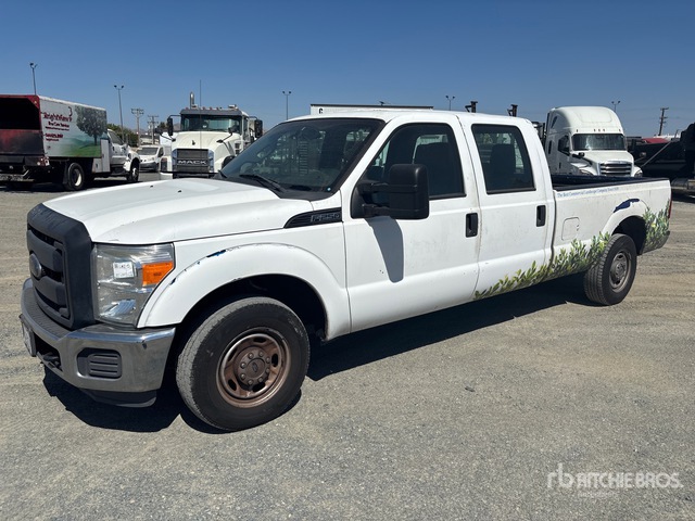 2016 Ford F-250 XL 4x2 Crew Cab Pickup