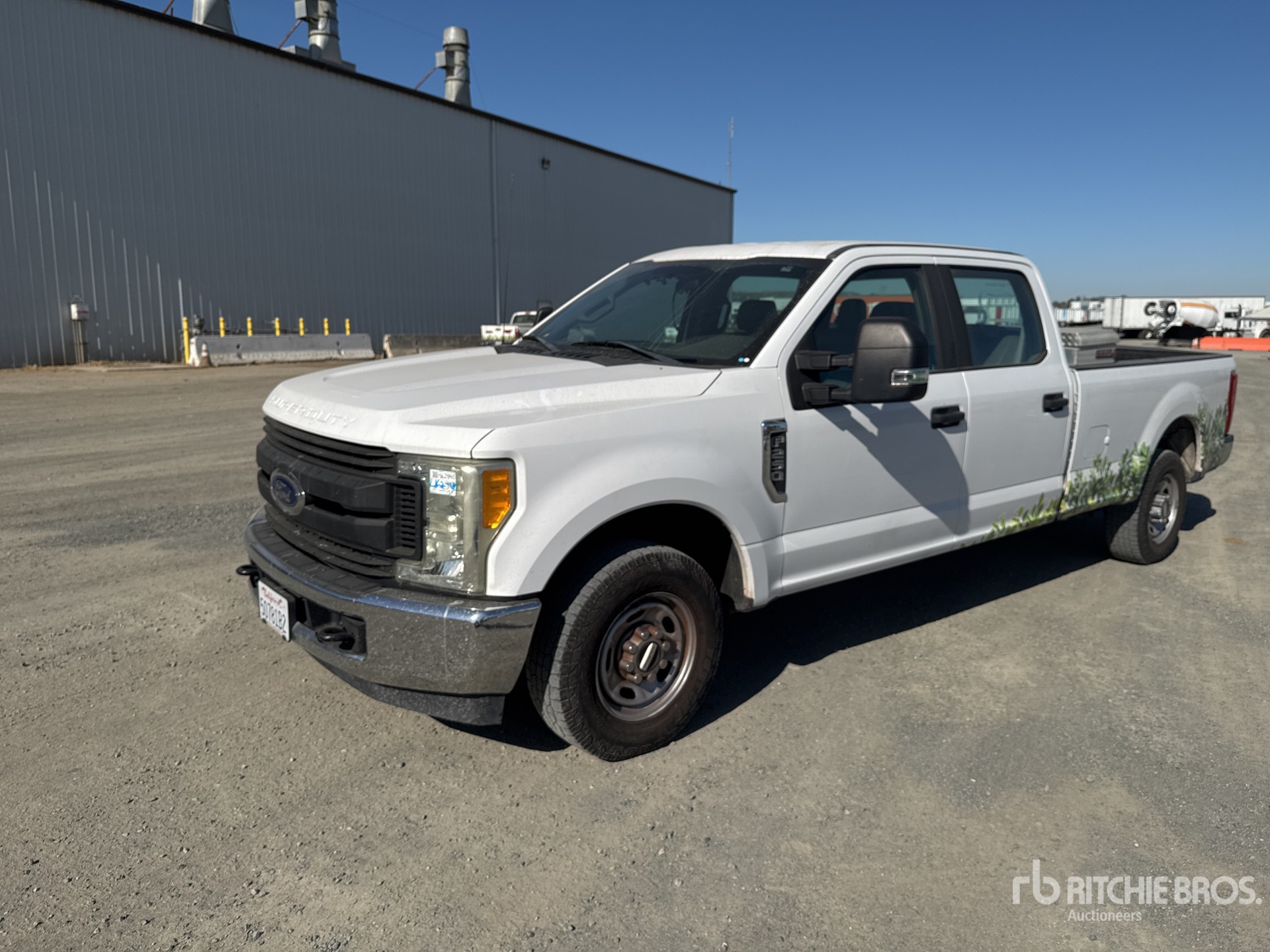 2017 Ford F-250 XL 4x2 Crew Cab Pickup