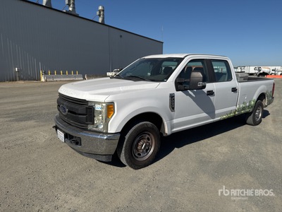 2017 Ford F-250 XL 4x2 Crew Cab Pickup