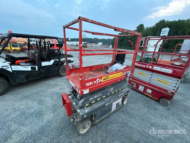 2017 Skyjack SJIII3219 Electric Scissor Lift