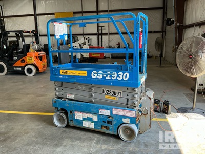 2017 Genie GS-1930 Electric Scissor Lift
