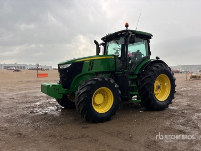 2013 John Deere 7215R 4WD Tractor Agrícola