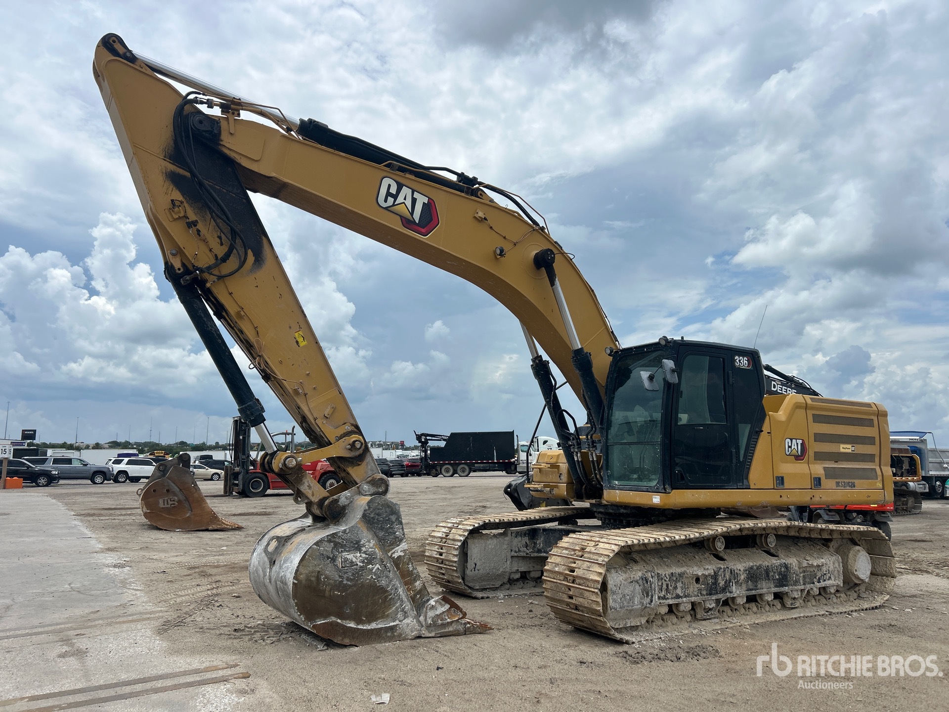 2022 Cat 336 Tracked Excavator