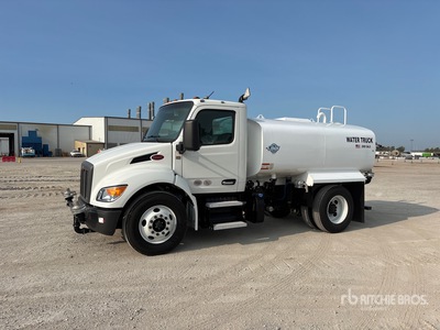 2025 Peterbillt 536 4x2 Water Truck