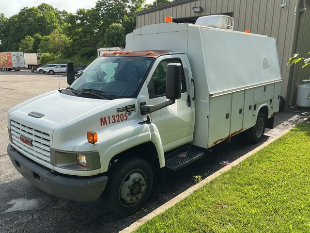 2007 GMC C5500 4x2 Service Truck