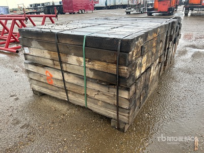 Quantity of 6 in x 4 in x 5 ft Pipeline Skid Wood Dunnage Divers - Industriel