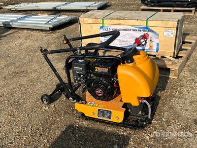 C90T Plancha compactadora (Unused)
