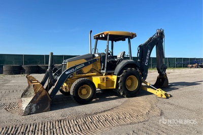 2008 John Deere 410J 4x2 Chargeuse-pelleteuse