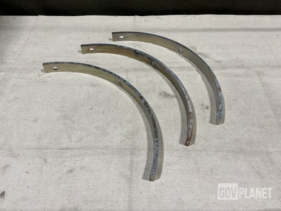 (46) Midwest Metals 10921202 Final Drive Skid Plates