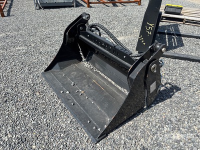 GIYI GY-XKH39F 39 in Multi-Purpose Mini Skid Steer Bucket (Unused)