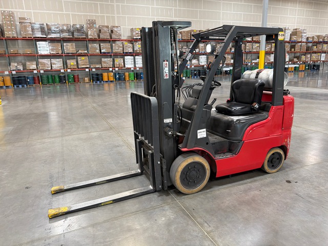 2015 Nissan CF50LP 4400 lb Cushion Tire Forklift