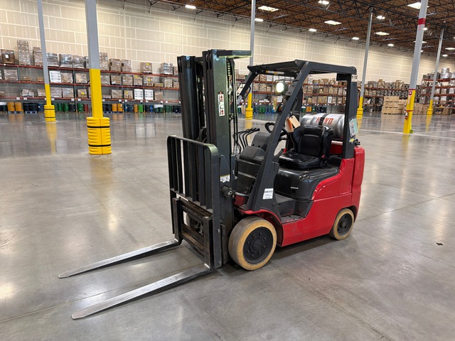2015 Nissan CF50LP 4400 lb Cushion Tire Forklift