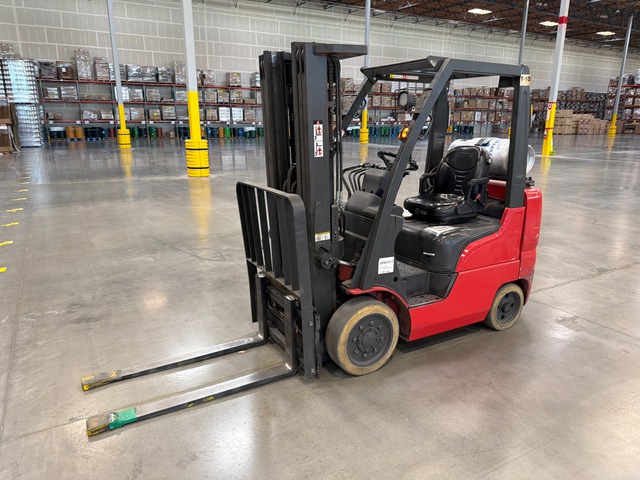 2015 Nissan CF50LP 4400 lb Cushion Tire Forklift