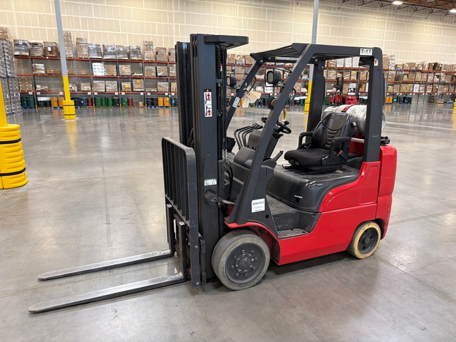 2015 Nissan CF50LP 4395 lb Cushion Tire Forklift