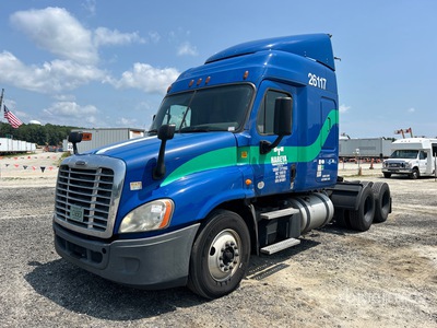 2016 Freightliner Cascadia 125 6x4 Tracteur Routier Couchette