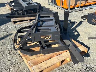 2026 ARTEER RPT-42L 42 in Rotating Hydraulic Forche per mini pala (Unused)