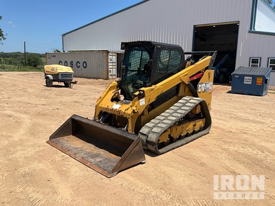Cat 299D2 XHP Two-Speed Compact Track Loader