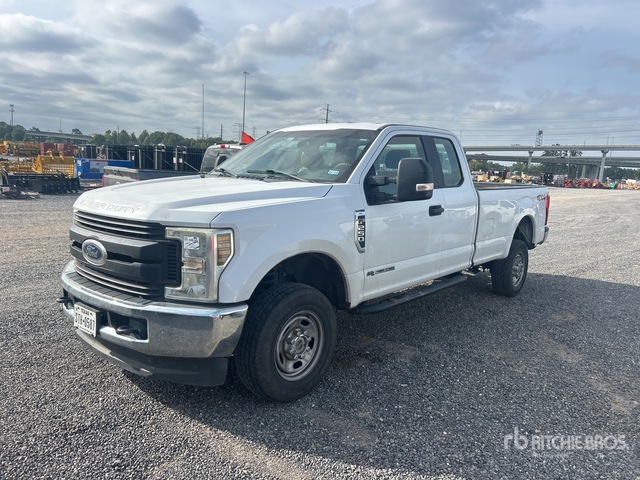 2019 Ford F-250 XL 4x4 Extended Cab Pickup
