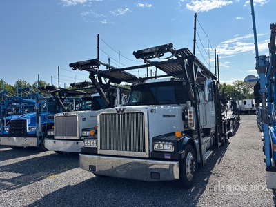 2017 Western Star 4900 6x4 Camion transporteur de voitures