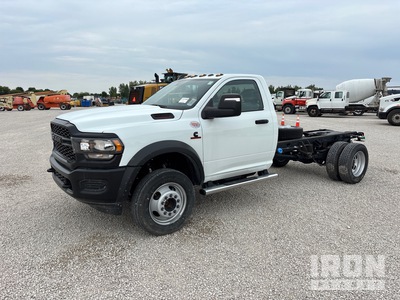 2024 Ram 5500 4x4 الكابينة والهيكل (Unused)