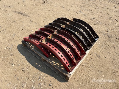 Quantity of (4) Slotted Wklęsły kombajn - Fits Case IH Combine