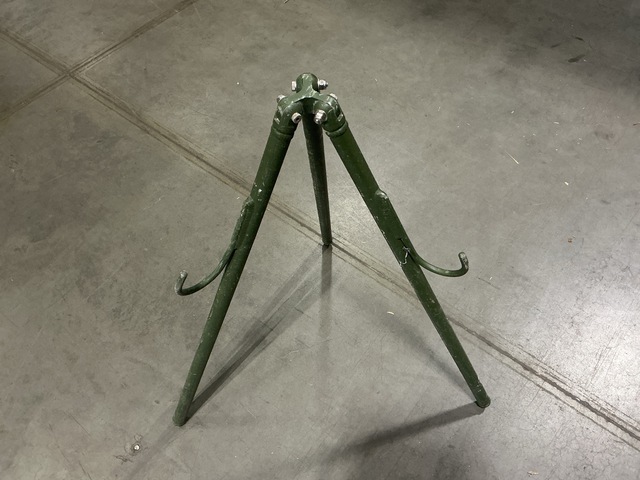 (7) Assorted T00204-5083 Stand Bases