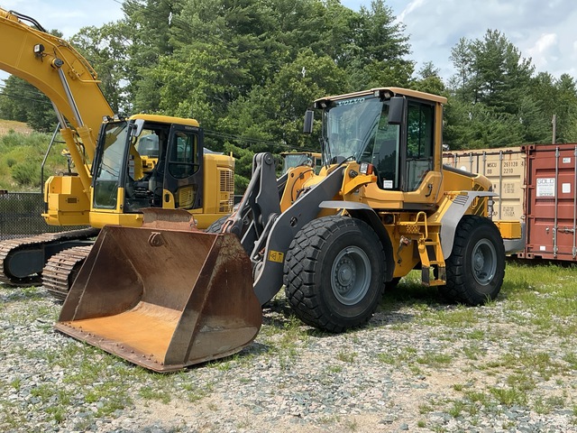 2011 Volvo L90F Wheel Loader