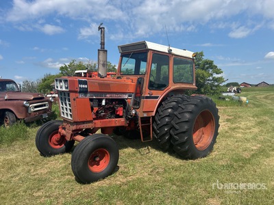 1976 International 1066 Tracteur agricole 2WD