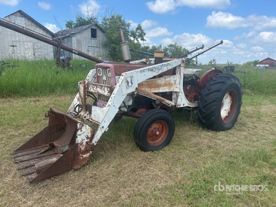 International 606 Tracteur agricole 2WD