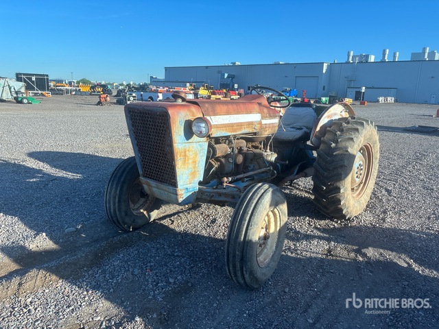 Ford 2WD Tractor (Inoperable)