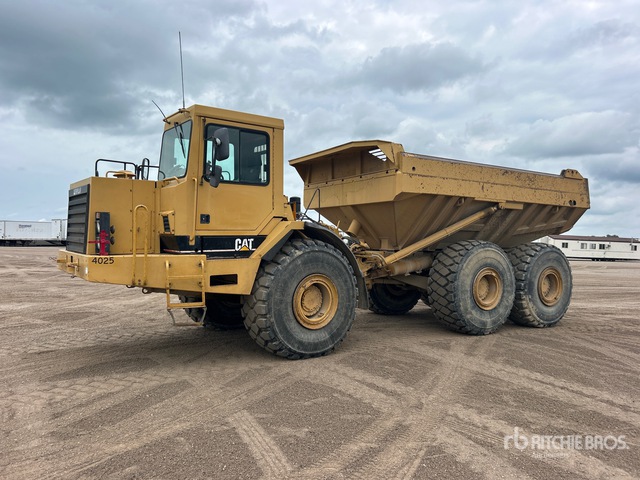 1992 Cat D400D Articulated Dump Truck
