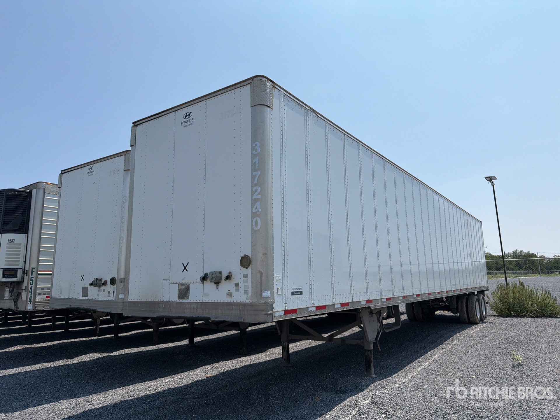 2017 Hyundai 53 ft x 102 in T/A Caja Seca / Van Trailer