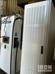 2021 Tritium TRI125-175-02 175 KW EV Charger
