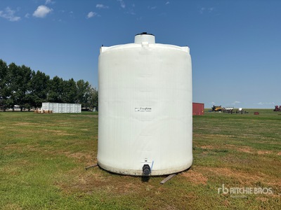 Free Form 3700 gal Fertilizer Tank