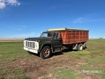 Ford F600 4x2 Grain Truck