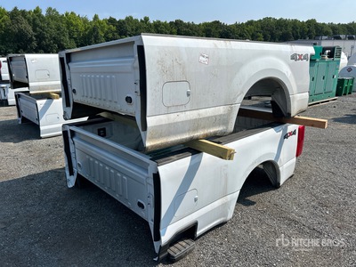 Quantity of (2) Ford F-150 Benne de camionnette