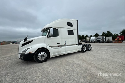 2019 Volvo VNL 6x4 Cabeza Tractora Cabina Dormitorio