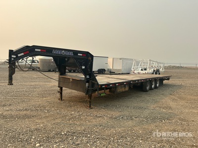 2022 Load Trail 32 ft Tri/A مقطورة مسطحة