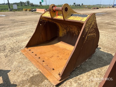 Brandt 72 in 2.75 cyd Q/C Cleanup Godet d'excavatrice - Fits John Deere 350G