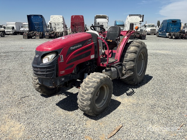 2014 Mahindra 2555NH 4WD Utility Tractor
