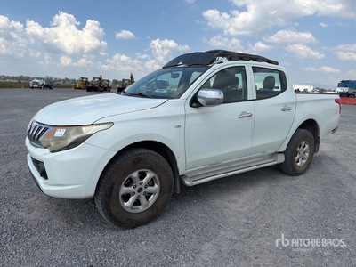 2017 Mitsubishi L200 4x4 Camioneta / Ute