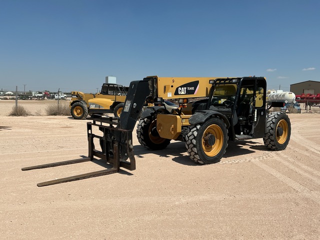 2015 Cat TL943C Telehandler
