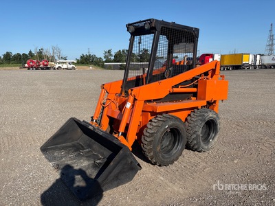 1975 Thomas U-81 Skid Steer Loader